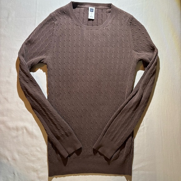 GAP Sweaters - Vintage GAP Women’s Brown Cable Knit Crewneck‎ Sweater